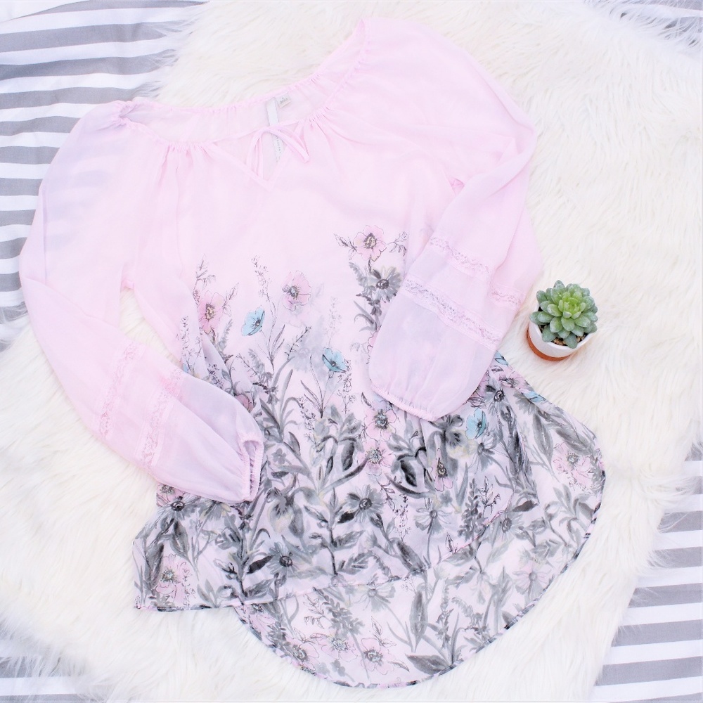 LC Floral Scoop-neck Sheer Blouse